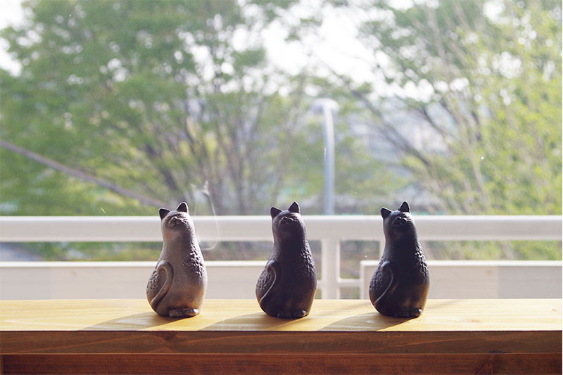 博鳳堂 鐵製 貓貓香立