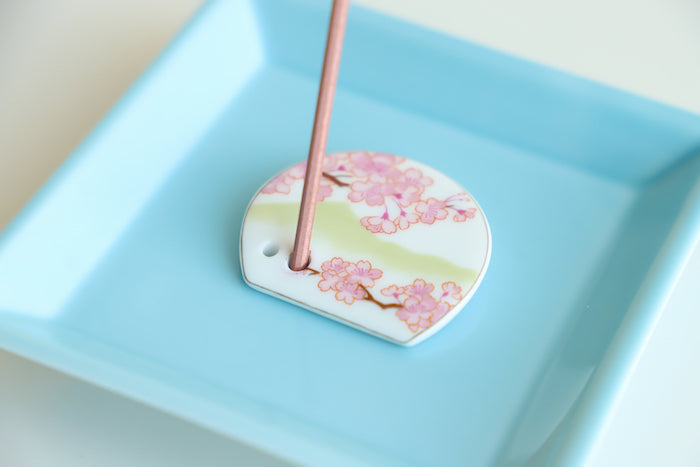四季香立 早苗月(5月)